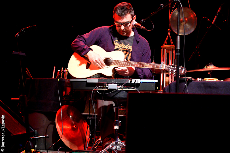 Thomas Belhom en concert le 16 avril 2016 à Tabakalera à Donostia/San Sebastian en Espagne.