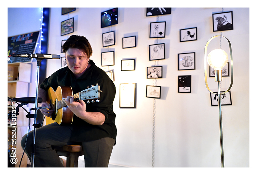 Geoffrey LE GOAZIOU en concert le 22 janvier 2023 aux Trois Tricoteurs à Roubaix en France, pour le We Loft Music 