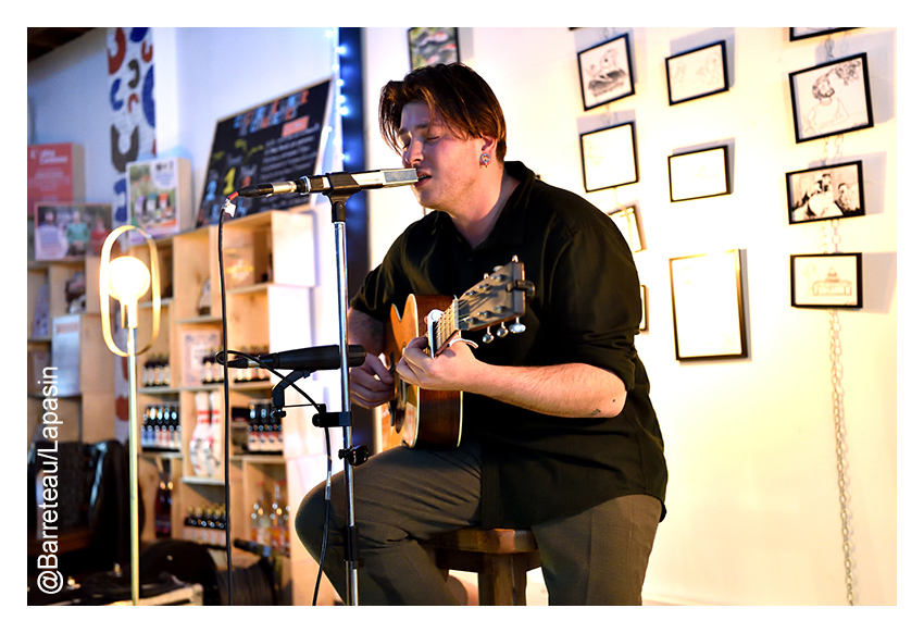 Geoffrey LE GOAZIOU en concert le 22 janvier 2023 aux Trois Tricoteurs à Roubaix en France, pour le We Loft Music 