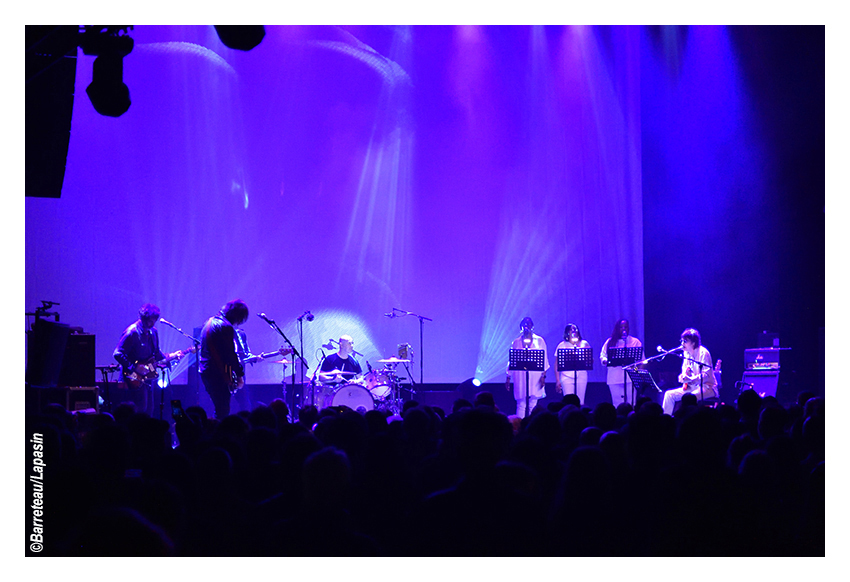 Les photos de SPIRITUALIZED en concert le 04 mai 2024 au Fuzz Club à Eindhoven aux Pays-Bas.