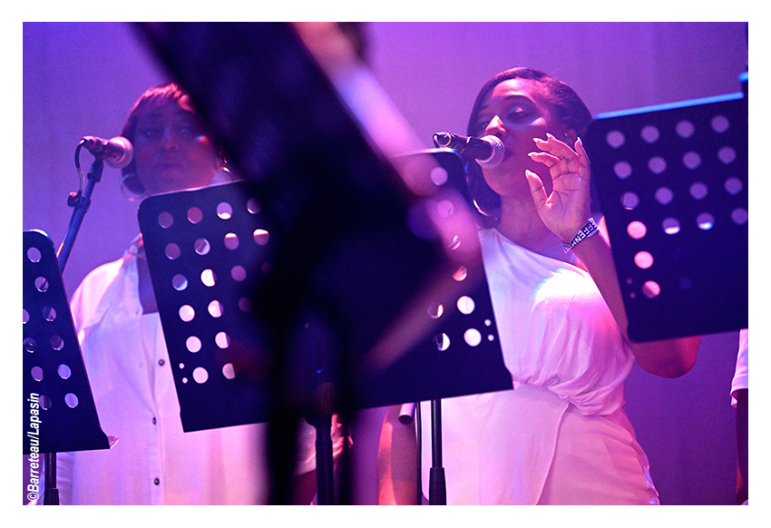 Les photos de SPIRITUALIZED en concert le 04 mai 2024 au Fuzz Club à Eindhoven aux Pays-Bas.